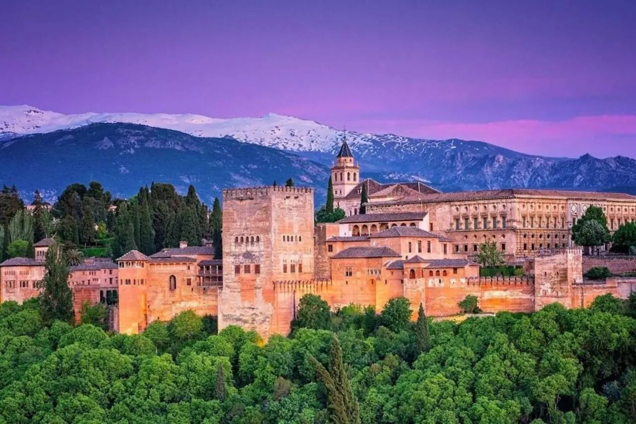 Granada Catedral Centro location